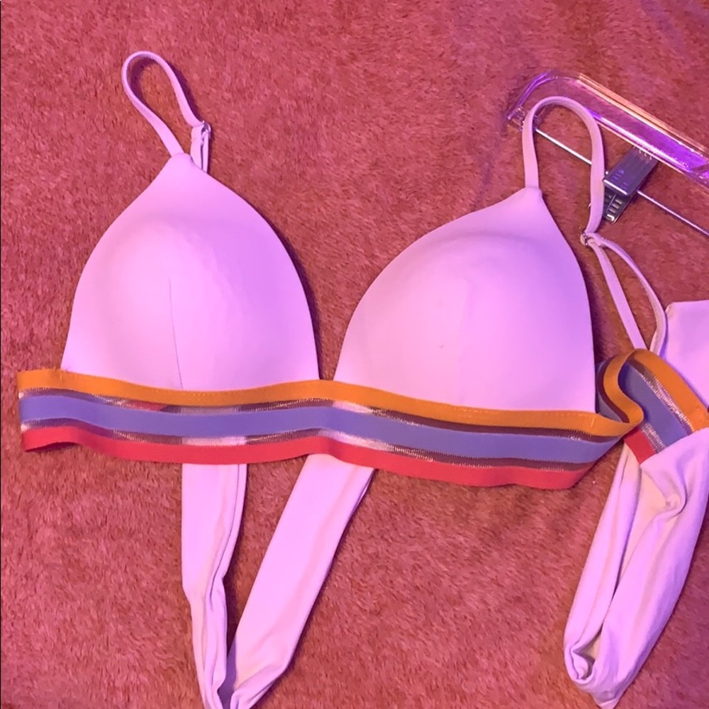 Hula Honey bikini top, size M. super comfortable